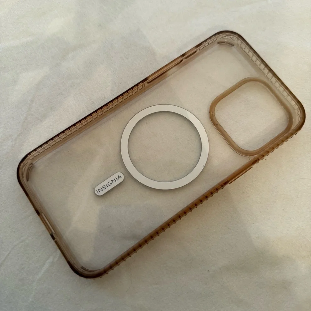 Insignia™ - Hard-Shell Case with MagSafe for iPhone 16 pro max